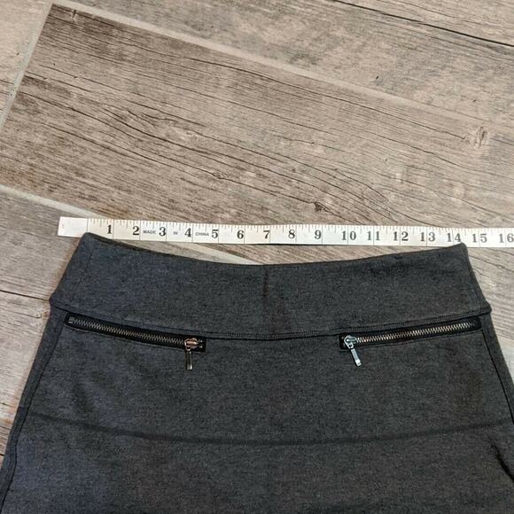 Athleta Strata Gray A line Size Small Skirt Ponte Zipper pockets - Picture 3 of 9